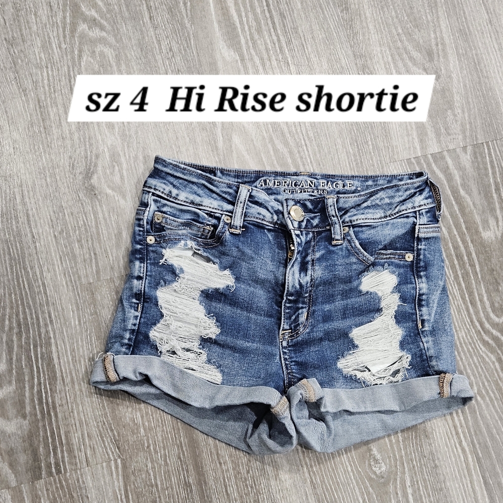 American eagle size 4 hi rise shortie